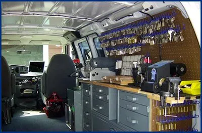 Advantage Locksmith Store Cincinnati, OH 513-726-2014 - 2-mobile-locksmith